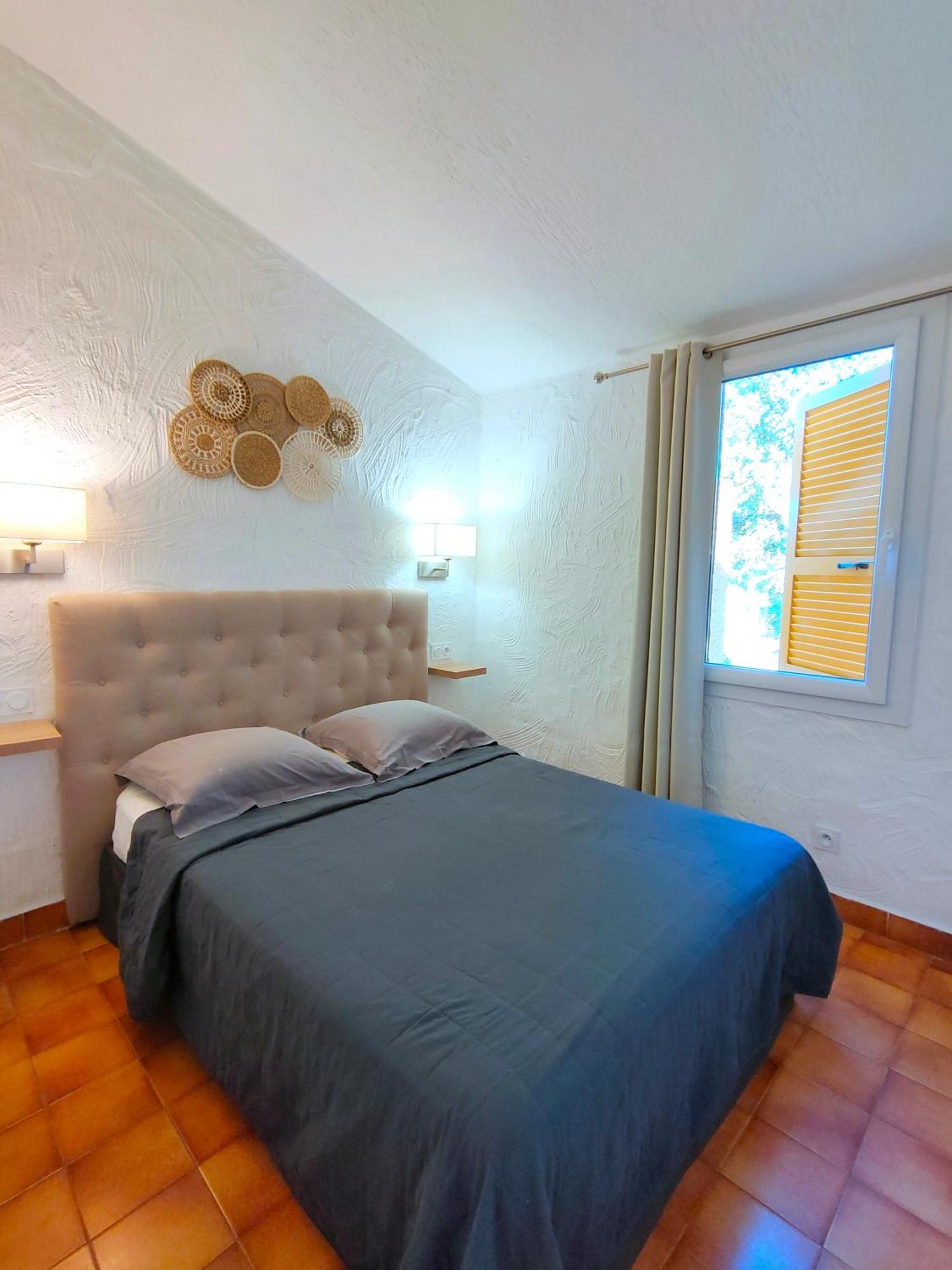 Holiday park Les Cigales Porto-Vecchio (Corsica)